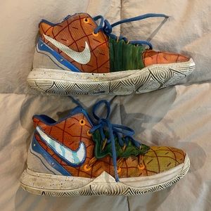 Nike Kyrie 5 Pineapple House Sponge Bob sneakers